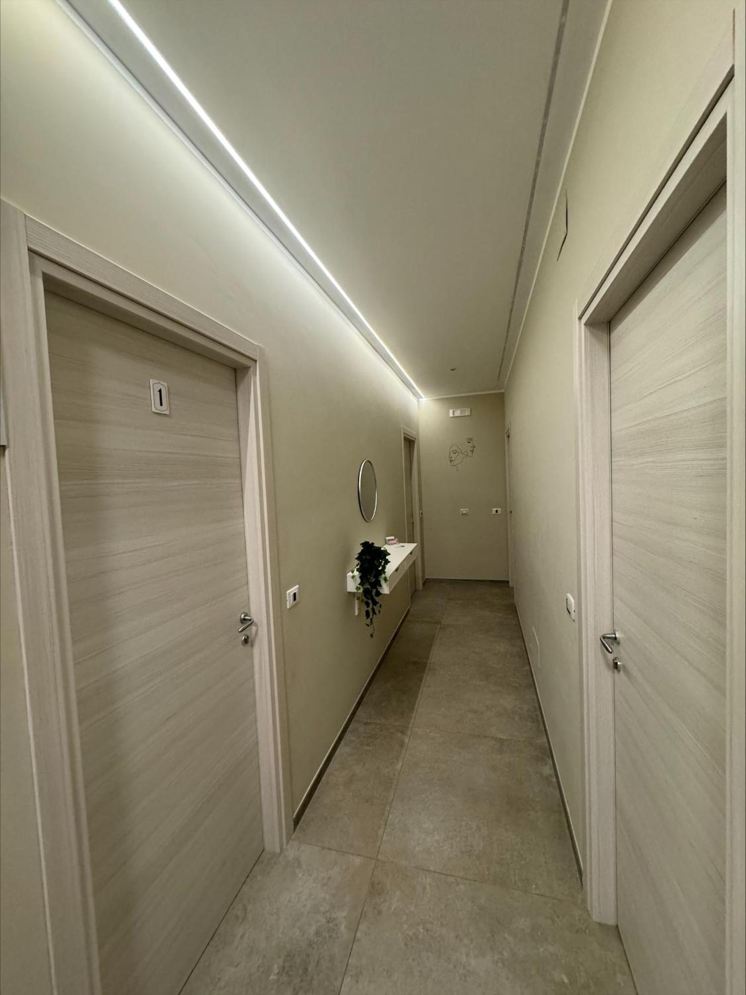 B&B New Paris & Suite Taranto Exterior photo